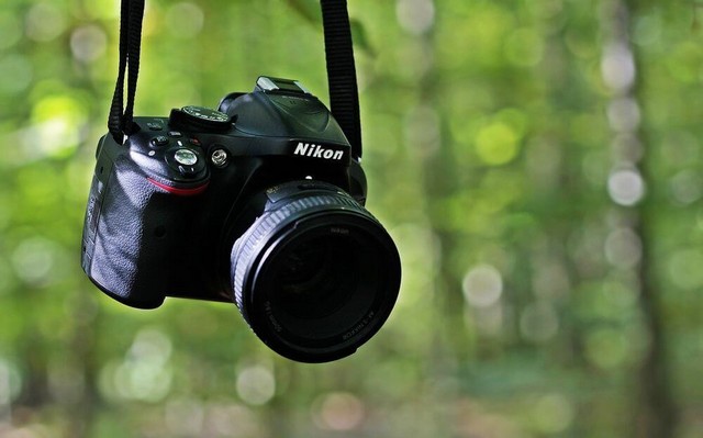 nikon